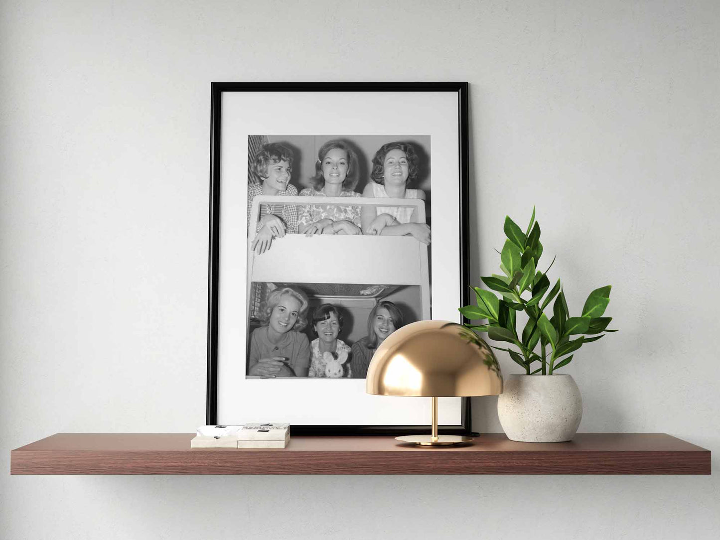 vintage girl crew - UNIVEA